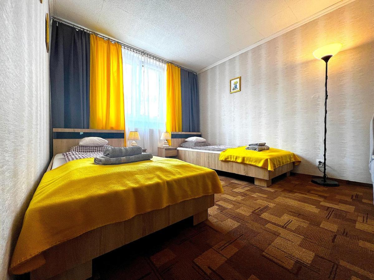Pod Náchodským zámkem Apartamento Exterior foto