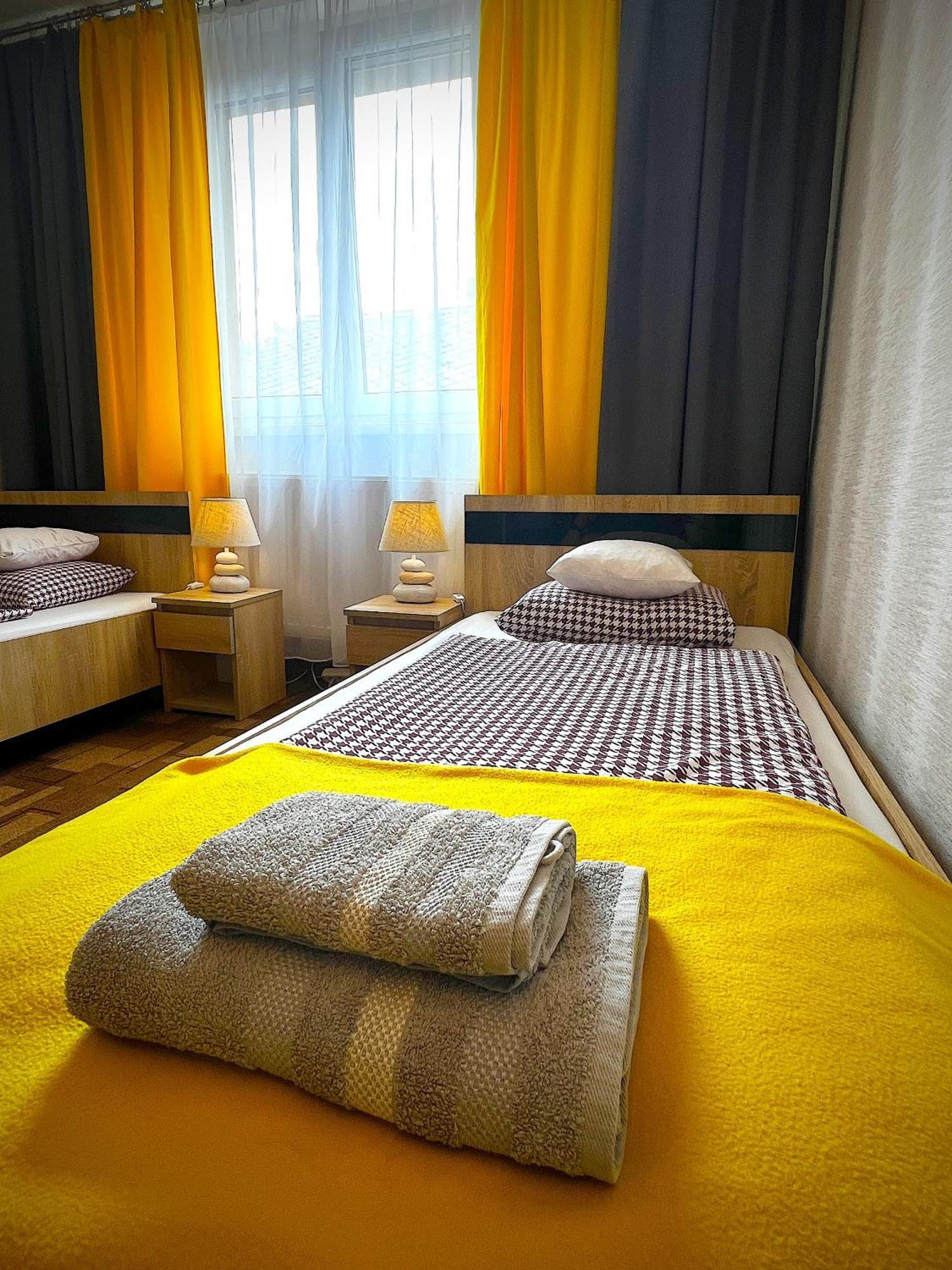 Pod Náchodským zámkem Apartamento Exterior foto