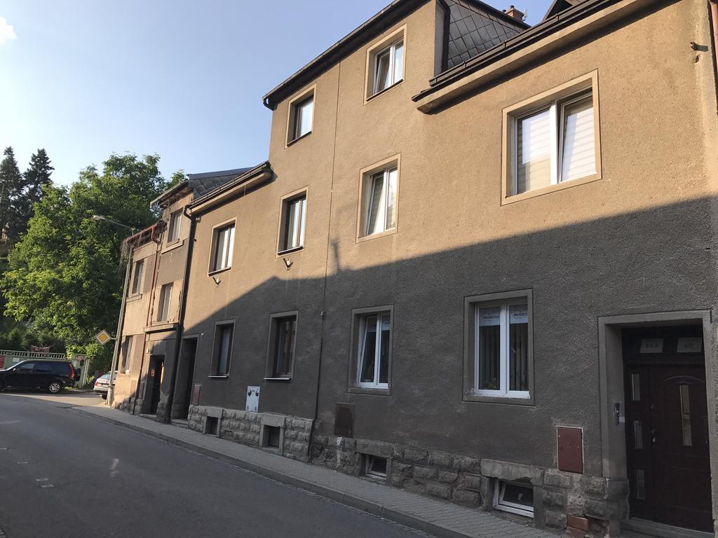 Pod Náchodským zámkem Apartamento Exterior foto